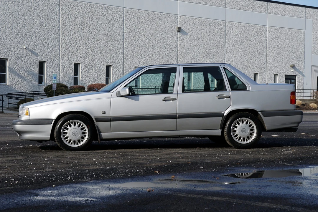 1994 Volvo 850 Turbo - Image 4 of 31
