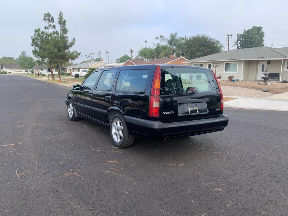 1994 Volvo 850 - Image 15 of 31