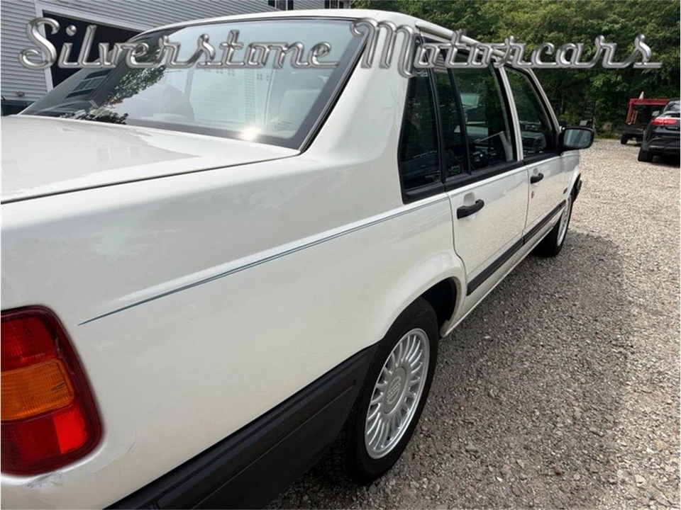 1994 Volvo 940 - Image 16 of 31