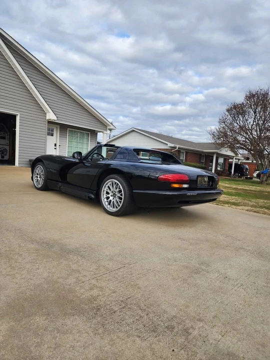 1994 Dodge Viper 1st Gen - Image 2 of 10