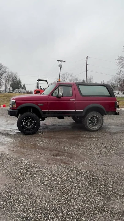 1994 Ford Bronco 5th Gen - Image 2 of 3