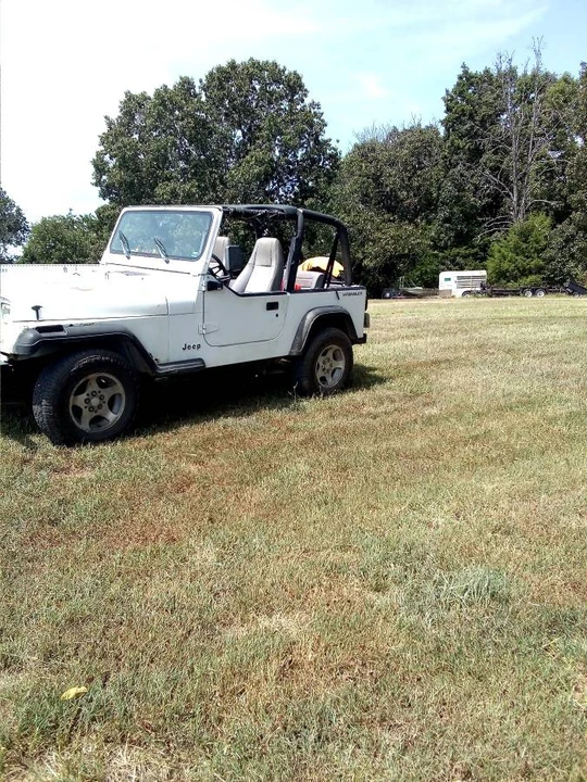 1994 Jeep YJ Wrangler - Image 4 of 22