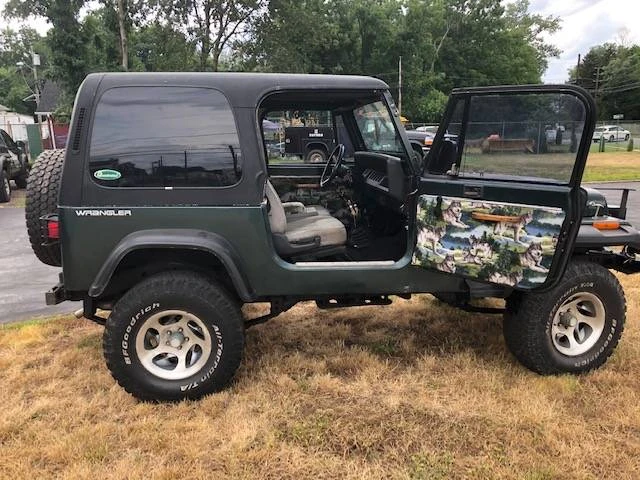 1994 Jeep YJ Wrangler - Image 8 of 13