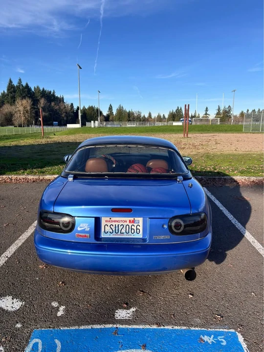 1994 Mazda NA MX-5 Miata - Image 7 of 8
