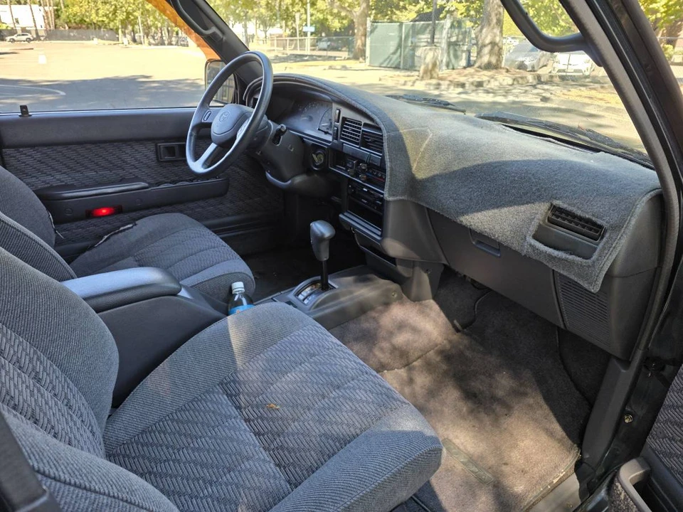 1994 Toyota 4Runner 2nd Gen - Image 11 of 15