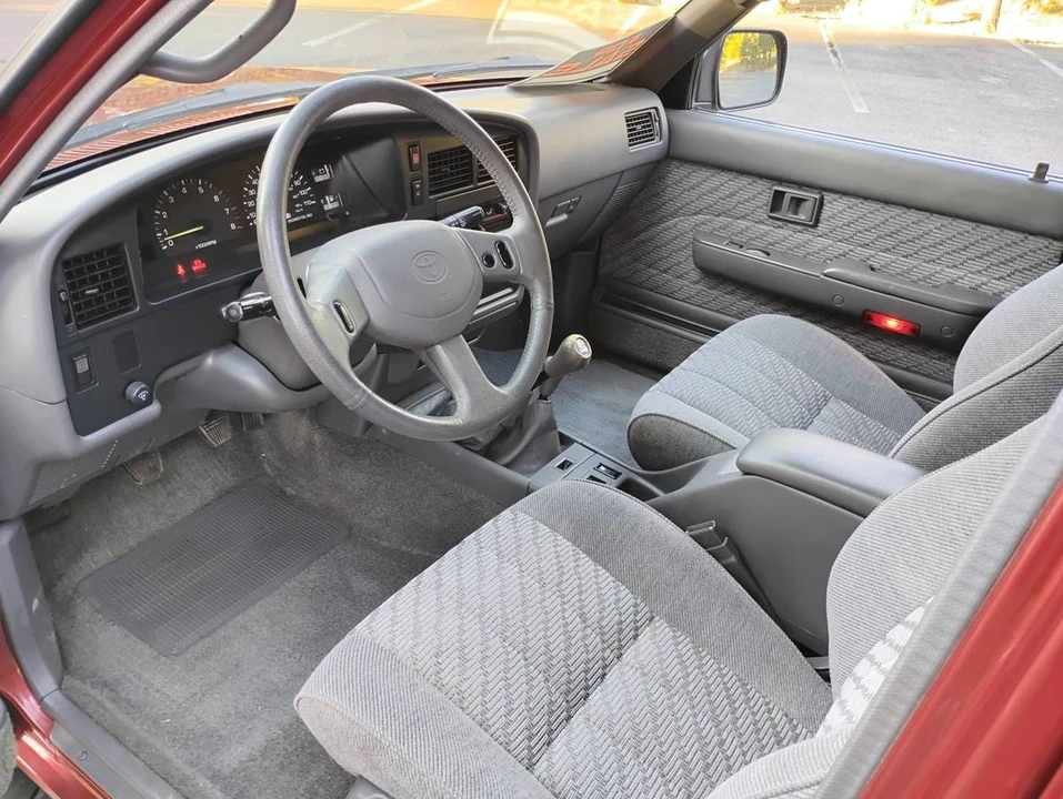 1994 Toyota 4Runner 2nd Gen - Image 15 of 16