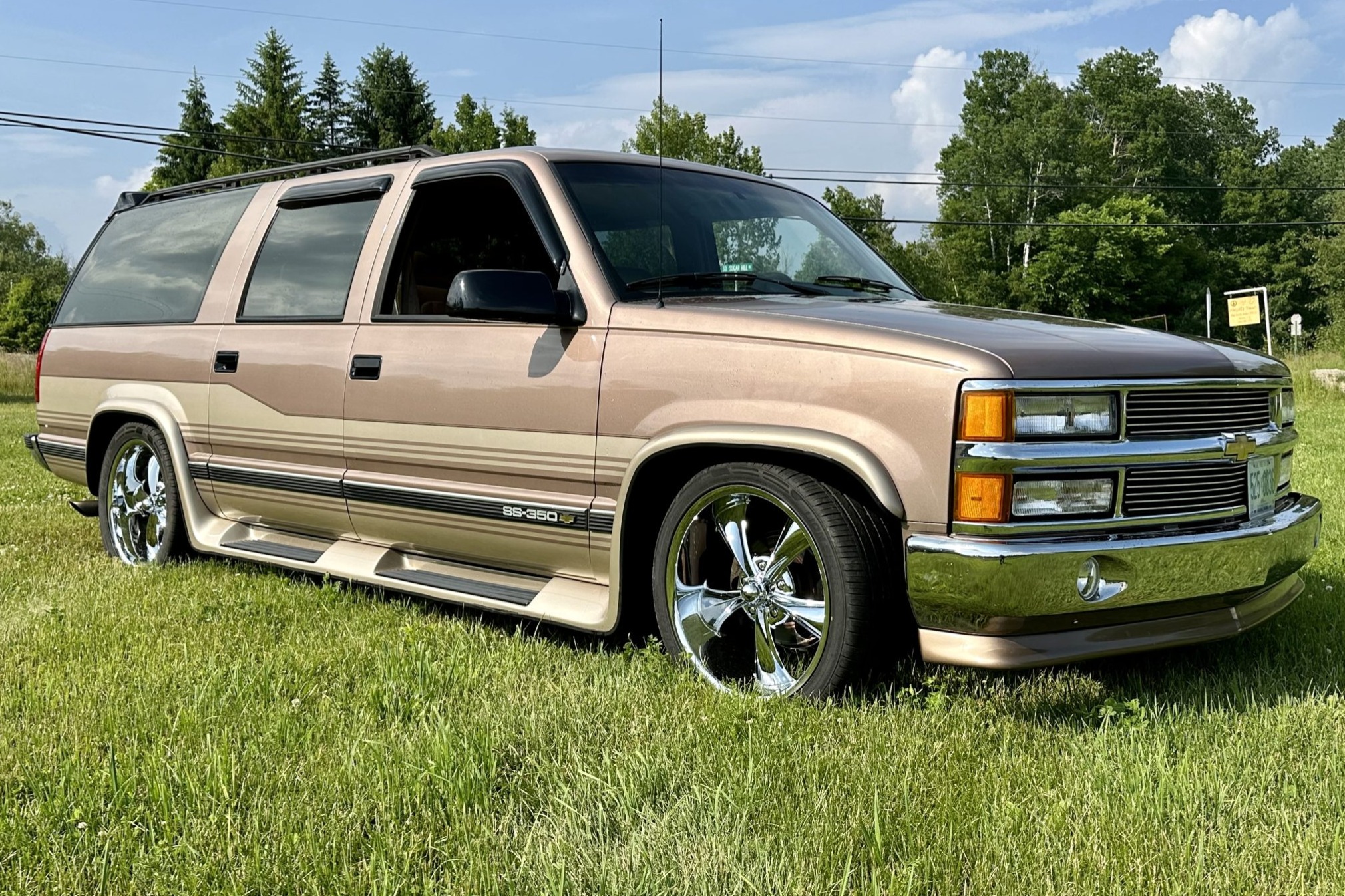 Modified 1994 Chevrolet Suburban C1500
