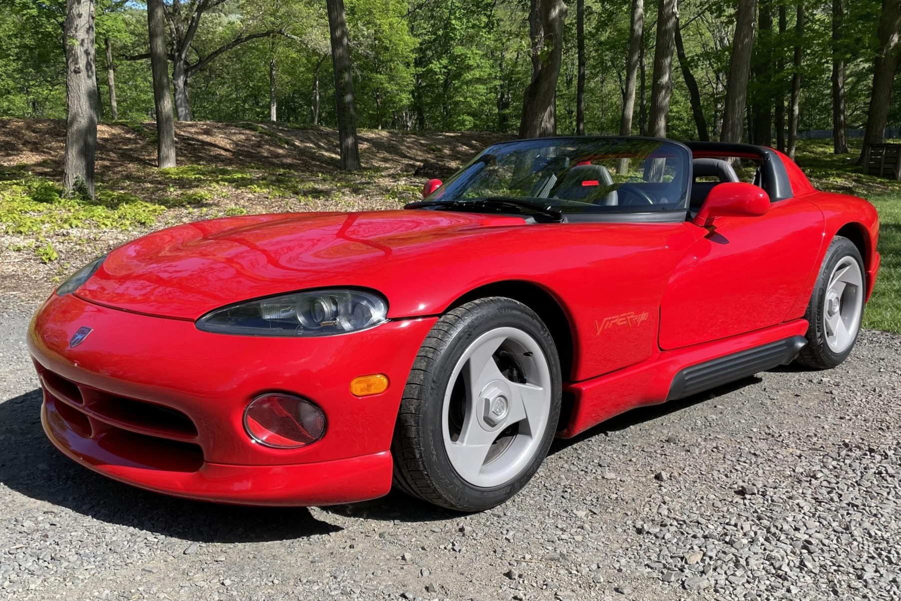 8k-Mile 1994 Dodge Viper RT/10
