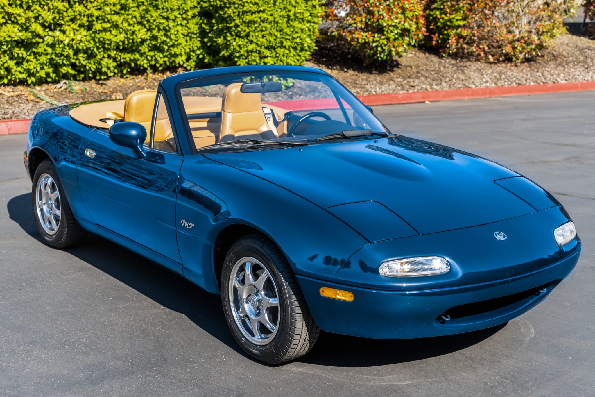 9k-Mile 1994 Mazda MX-5 Miata M-Edition 5-Speed