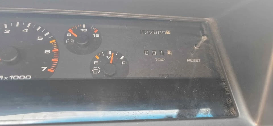 Oldsmobile Cutlass Supreme - Image 5 of 10