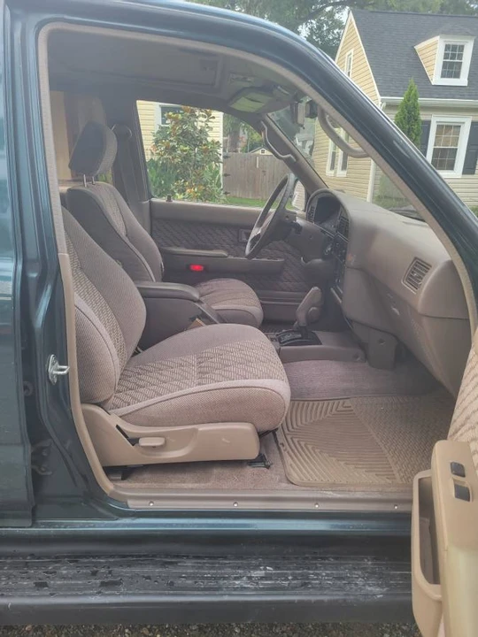 1995 Toyota 4Runner 2nd Gen - Image 11 of 17