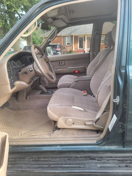 1995 Toyota 4Runner 2nd Gen - Image 12 of 17