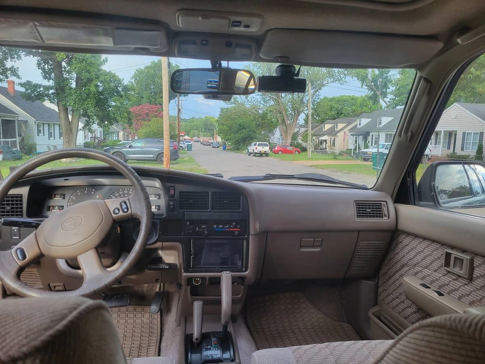 1995 Toyota 4Runner 2nd Gen - Image 7 of 17
