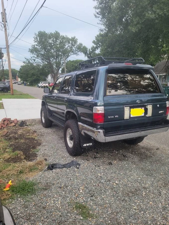 1995 Toyota 4Runner 2nd Gen - Image 2 of 17
