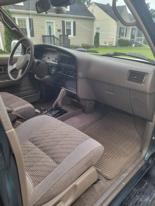 1995 Toyota 4Runner 2nd Gen - Image 5 of 17