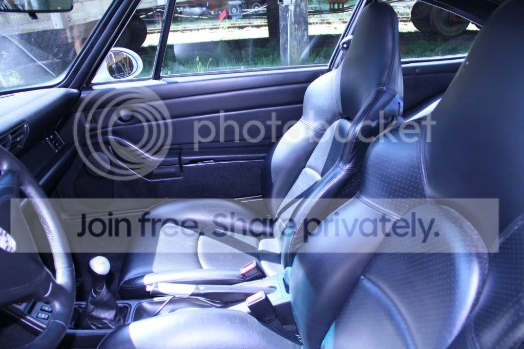 1995 Porsche 993 Carrera 4 - Image 4 of 7