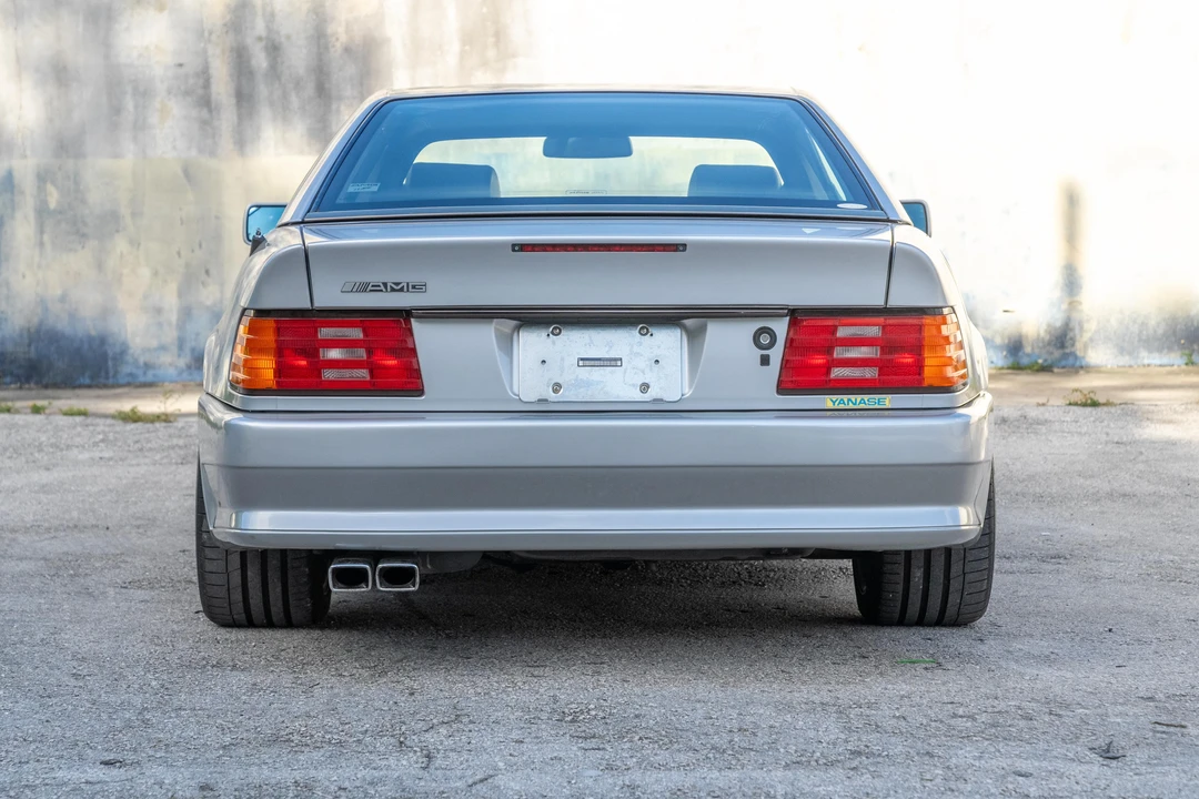 1995 Mercedes-Benz R129 SL 55 & SL 60 & SL 70 & SL 72 & SL 73 AMG - Image 3 of 31