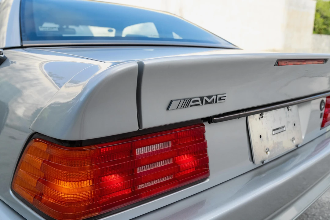 1995 Mercedes-Benz R129 SL 55 & SL 60 & SL 70 & SL 72 & SL 73 AMG - Image 18 of 31