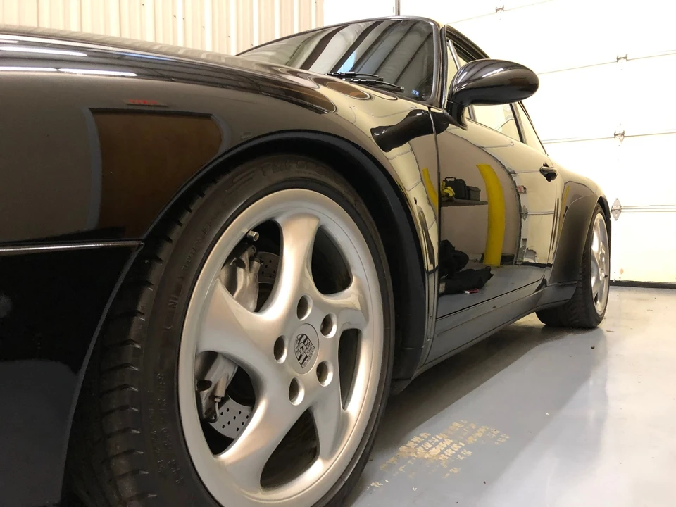1995 Porsche 993 Carrera 4 - Image 14 of 24