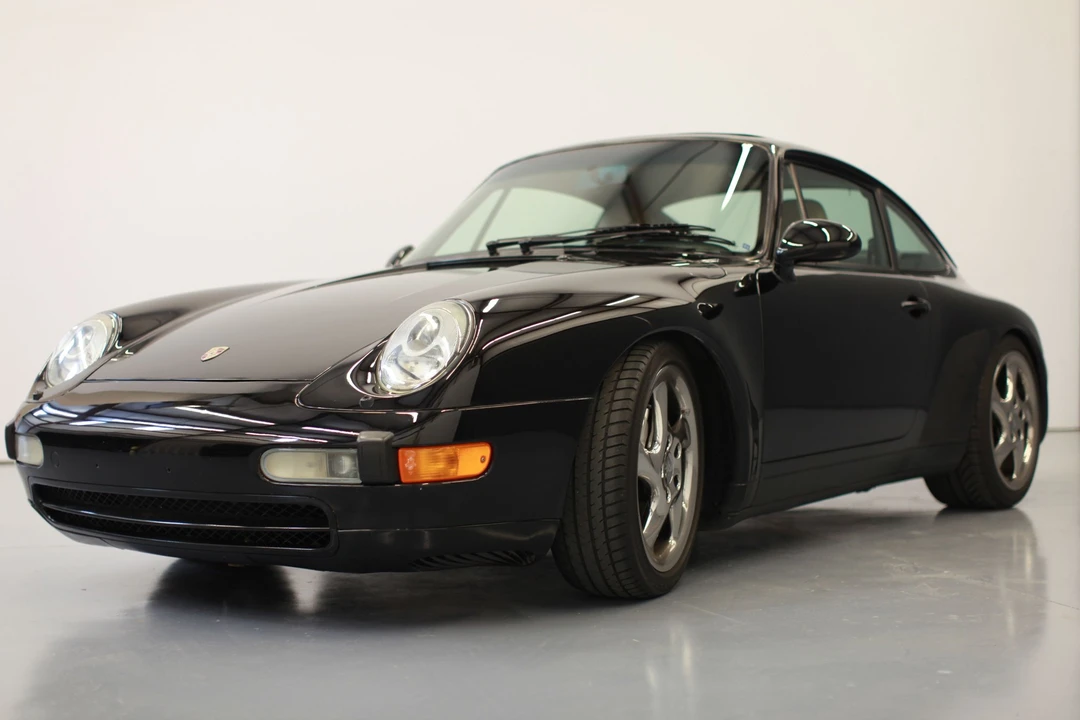 1995 Porsche 993 Carrera 4 - Image 2 of 24