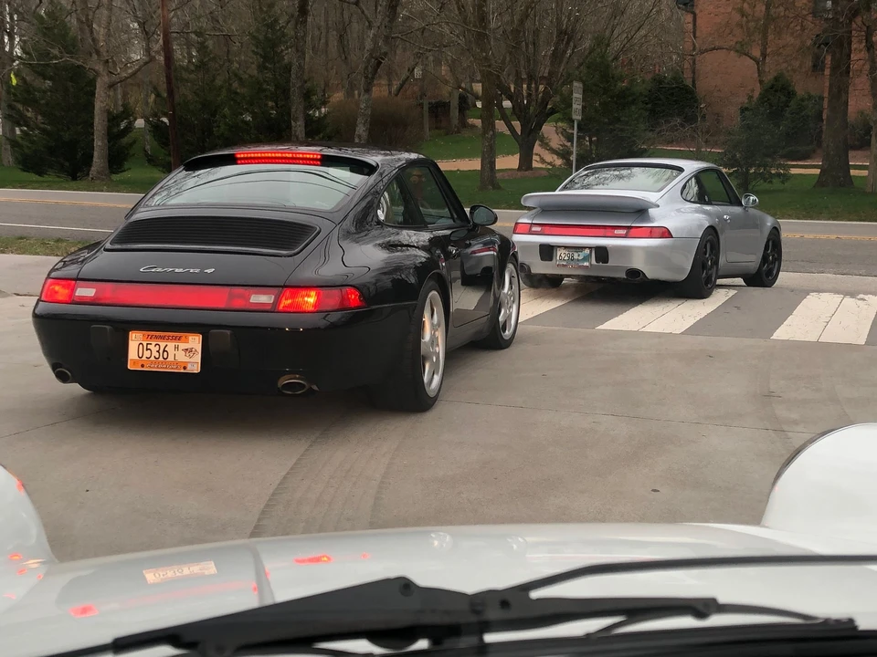 1995 Porsche 993 Carrera 4 - Image 10 of 24