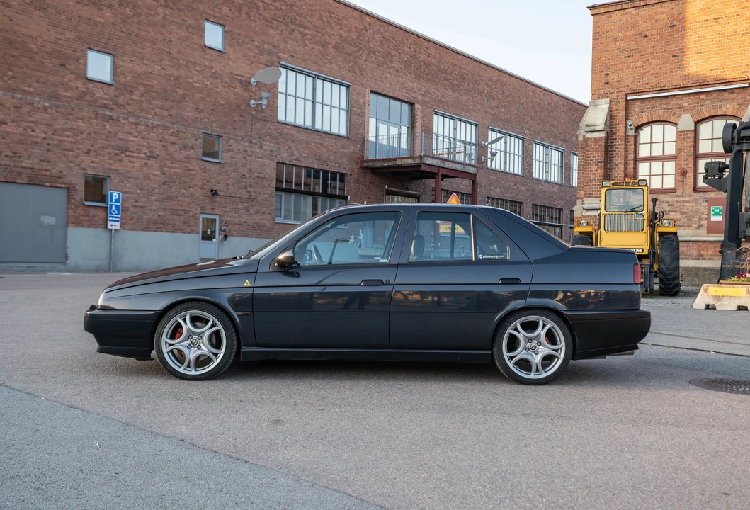 1995 Alfa Romeo 155 - Image 5 of 31