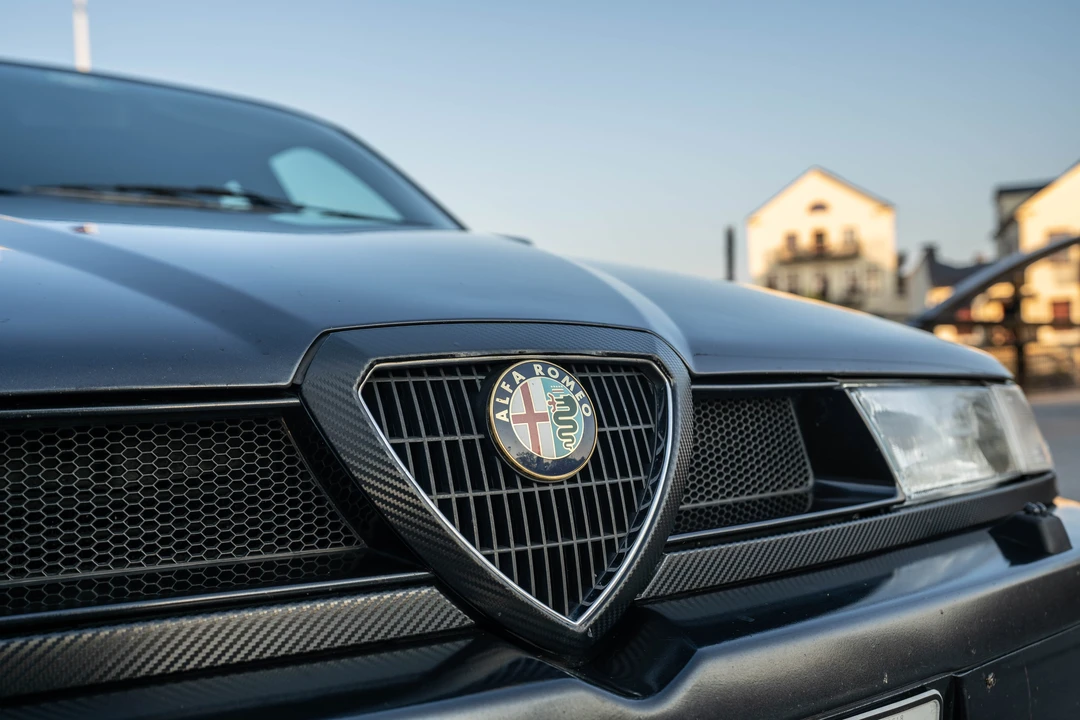 1995 Alfa Romeo 155 - Image 15 of 31