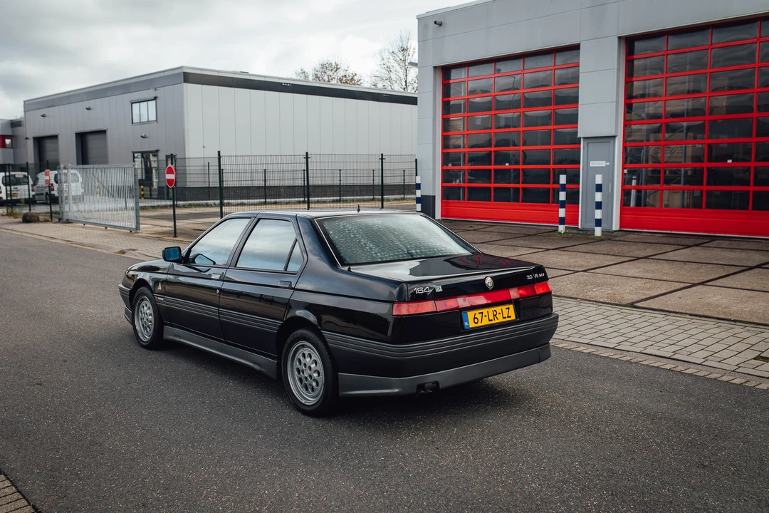 1995 Alfa Romeo 164 Q4 - Image 10 of 31