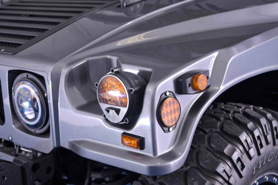 1995 AM General Hummer - Image 18 of 31