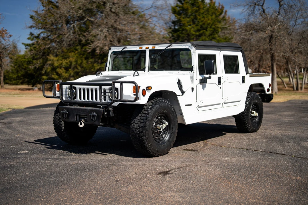 1995 Hummer Hummer H1 - Image 2 of 31