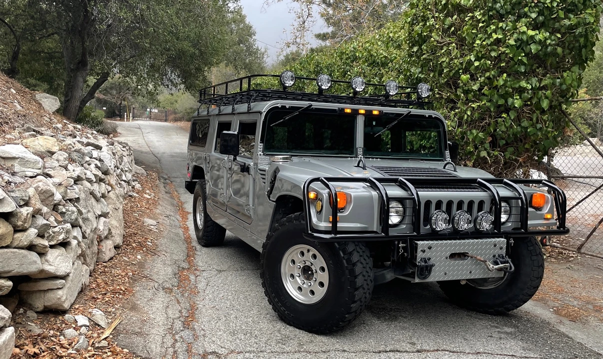 1995 Hummer Hummer H1 - Image 2 of 31