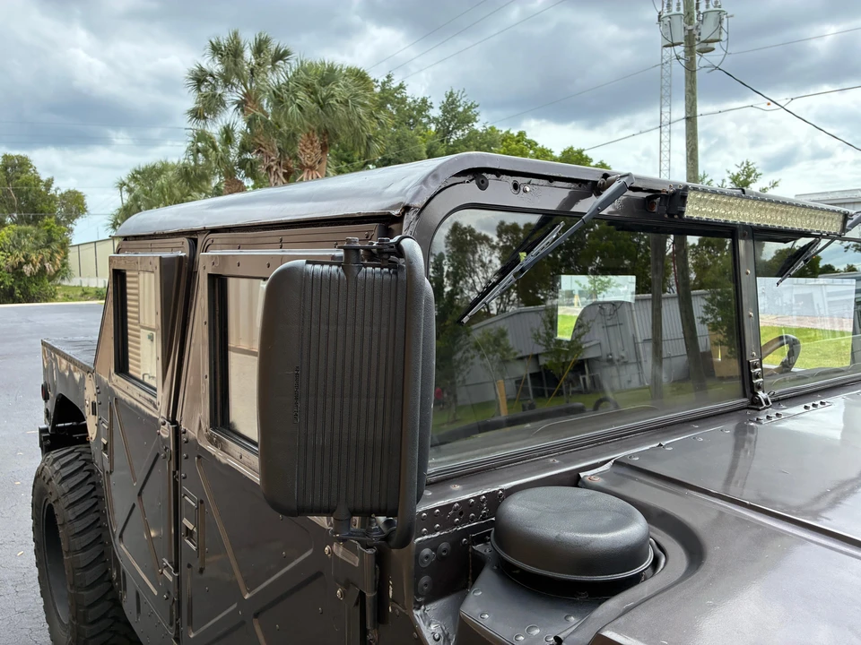 1995 AM General Hummer - Image 9 of 31