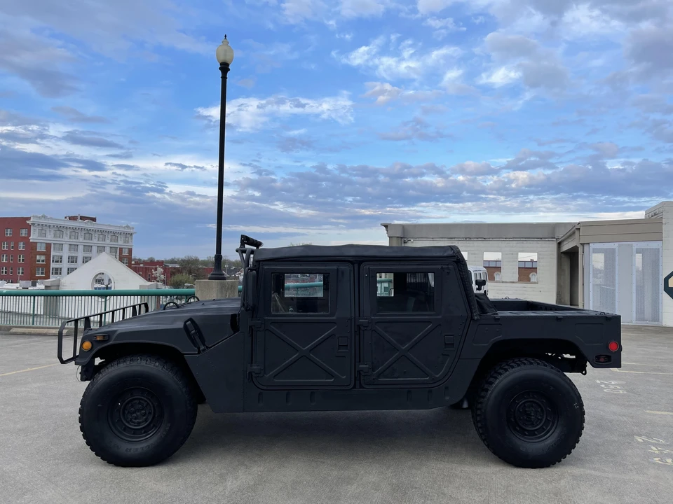 1995 AM General Hummer - Image 16 of 31
