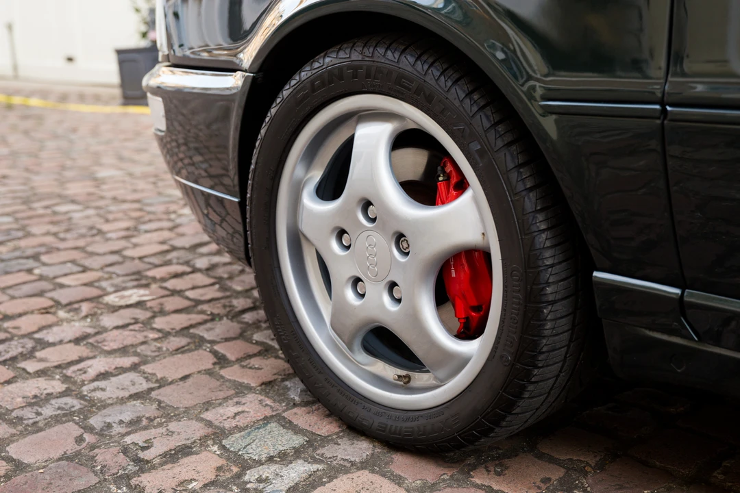 1995 Audi RS2 Avant - Image 22 of 31