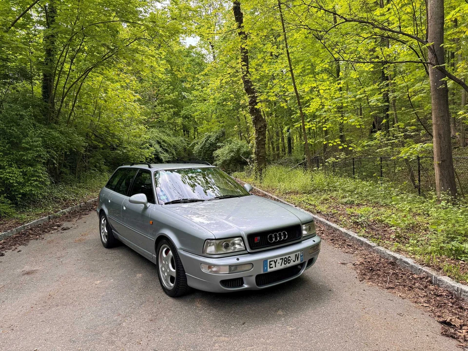 1995 Audi RS2 Avant - Image 26 of 31