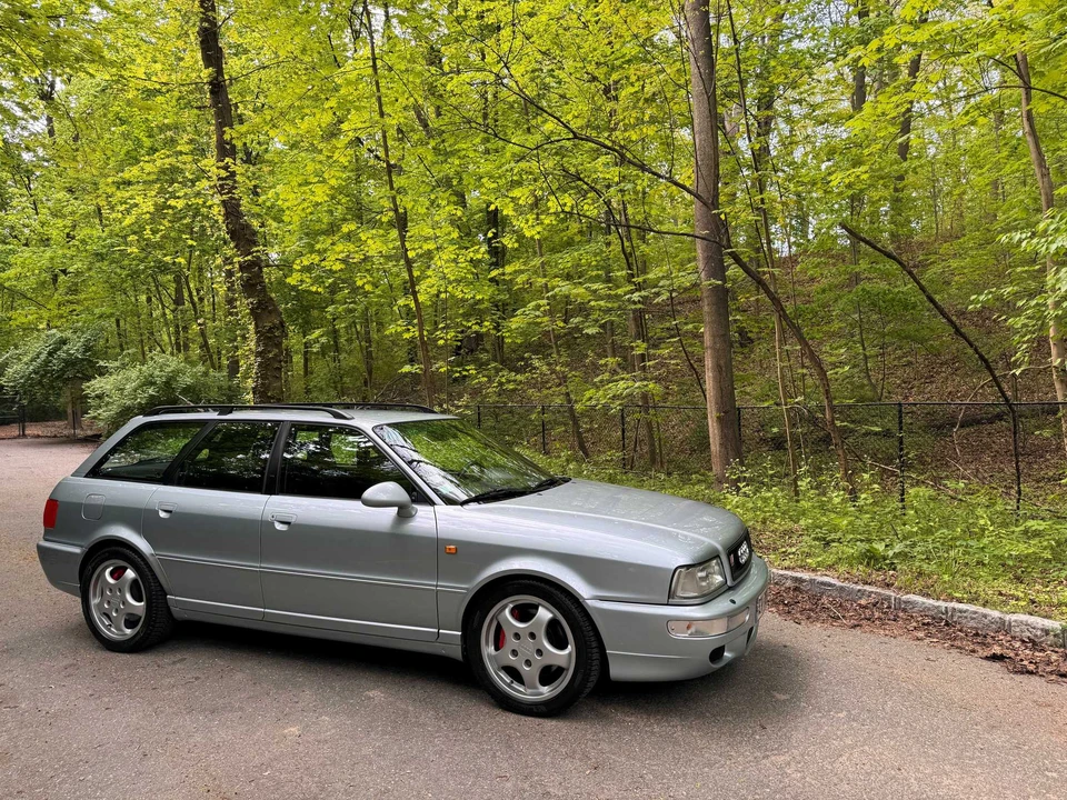 1995 Audi RS2 Avant - Image 25 of 31