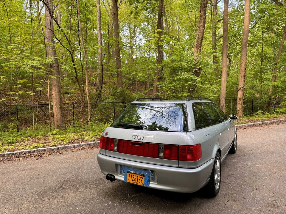 1995 Audi RS2 Avant - Image 22 of 31