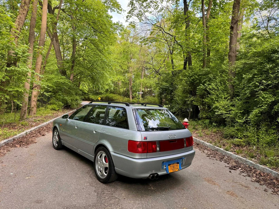 1995 Audi RS2 Avant - Image 20 of 31