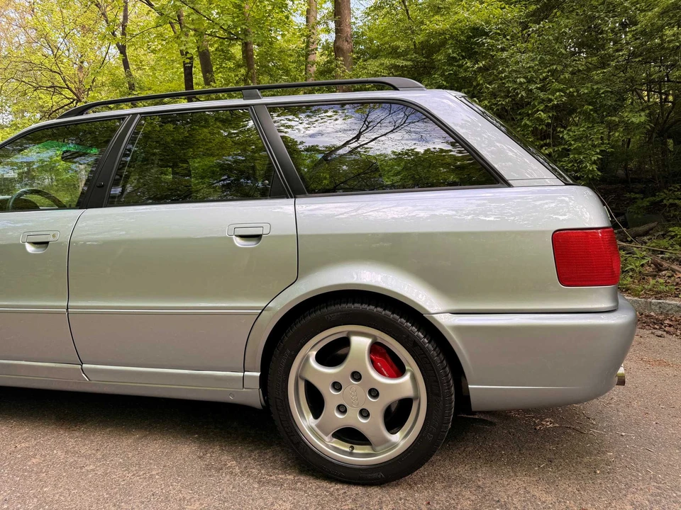 1995 Audi RS2 Avant - Image 17 of 31
