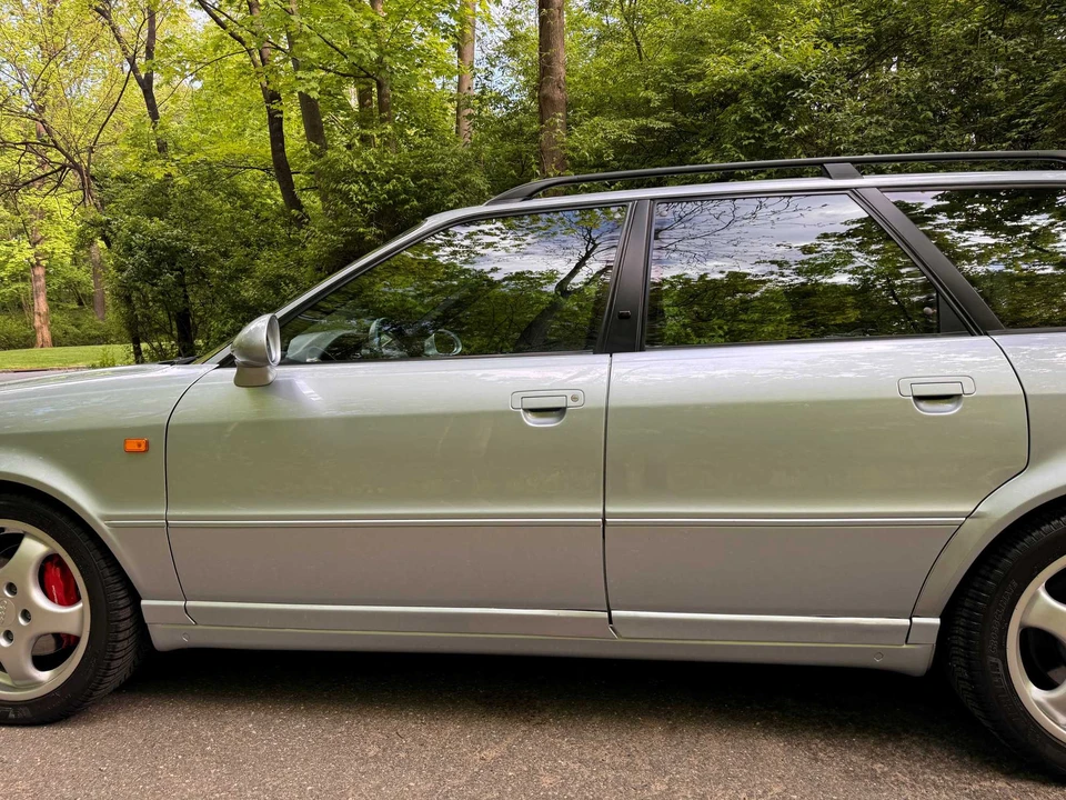 1995 Audi RS2 Avant - Image 16 of 31