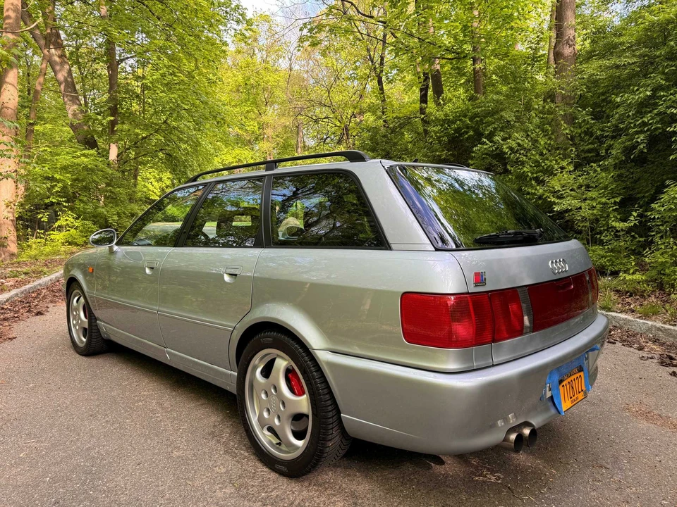 1995 Audi RS2 Avant - Image 2 of 31