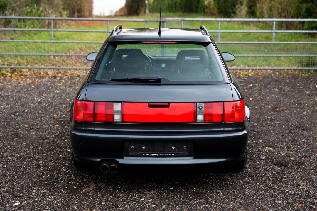 1995 Audi RS2 Avant - Image 17 of 31