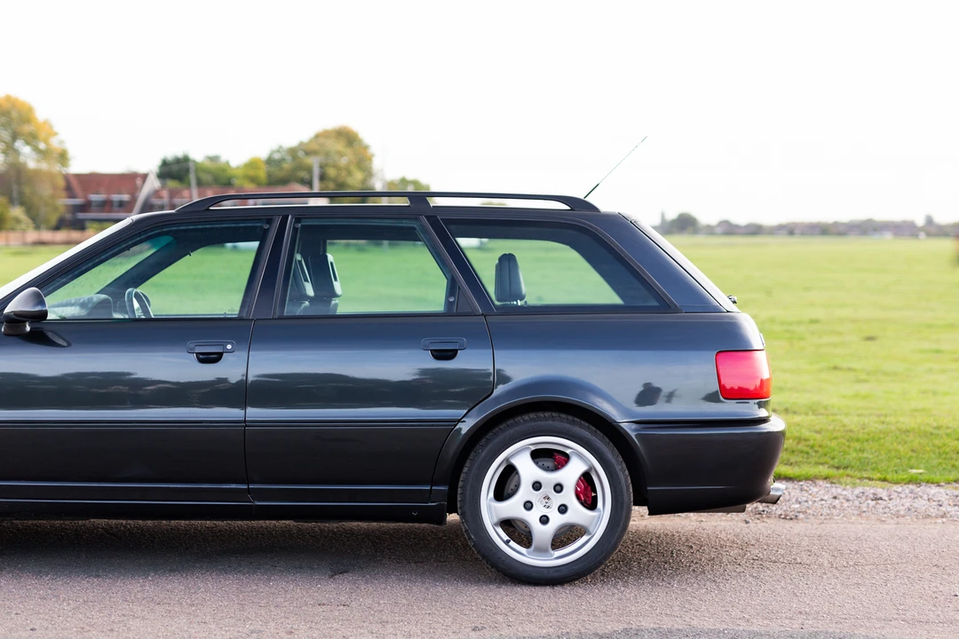 1995 Audi RS2 Avant - Image 12 of 31