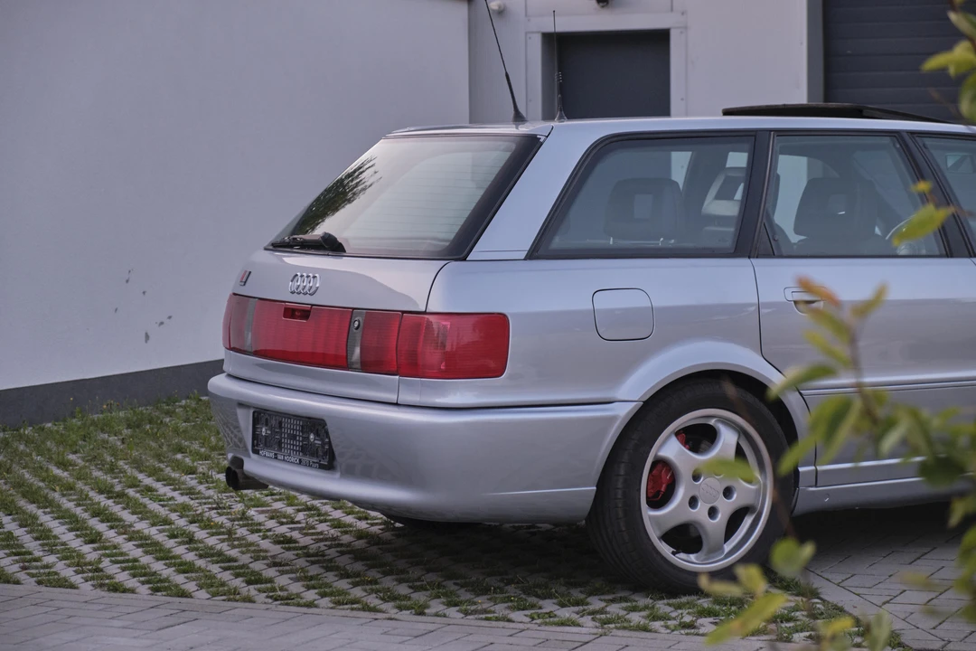 1995 Audi RS2 Avant - Image 21 of 31