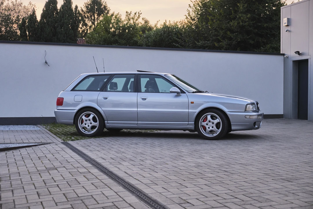 1995 Audi RS2 Avant - Image 6 of 31