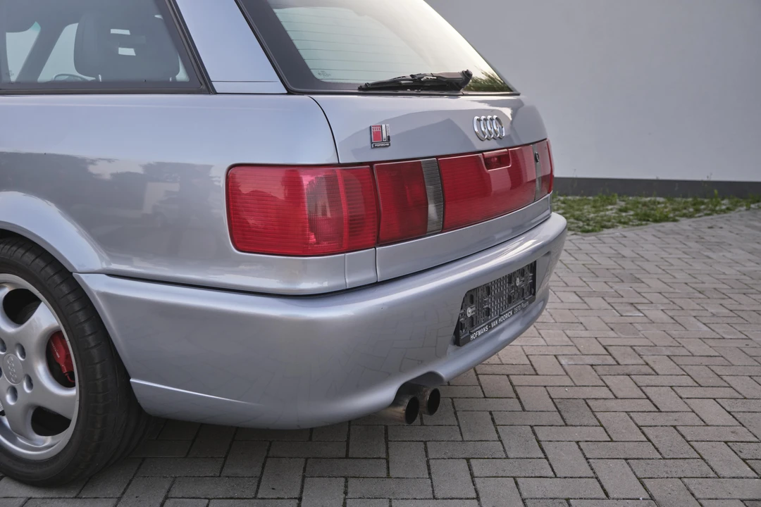 1995 Audi RS2 Avant - Image 25 of 31