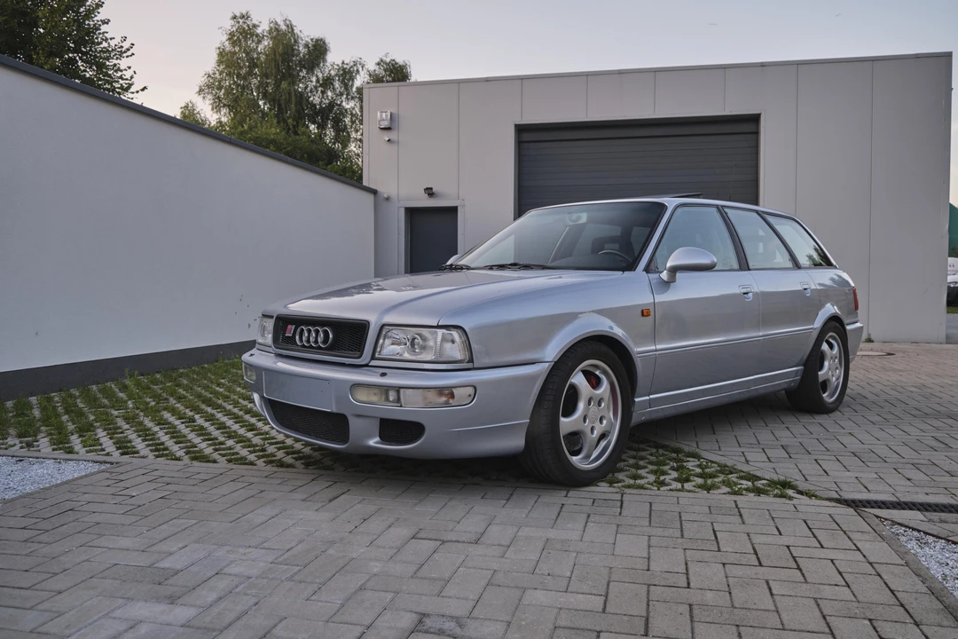 1995 Audi RS2 Avant - Image 11 of 31