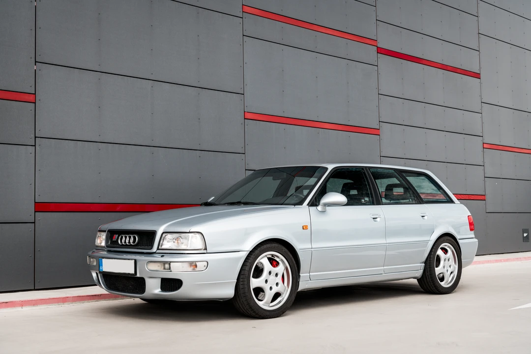 1995 Audi RS2 Avant - Image 10 of 31