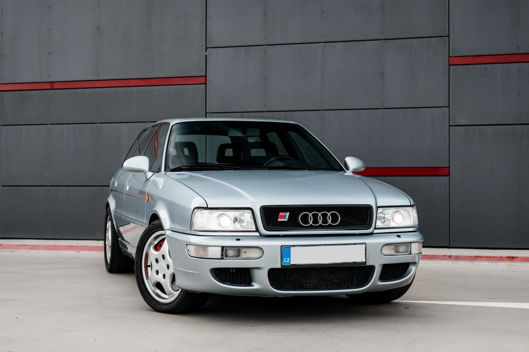 1995 Audi RS2 Avant - Image 11 of 31