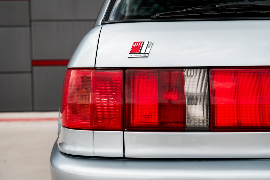 1995 Audi RS2 Avant - Image 28 of 31